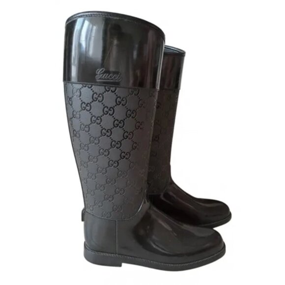 COACH Tristee Rainboot in Cyclamen - Picture 3 of 10